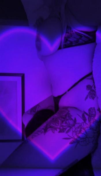 865-304-0210, 25  female escort, Panama City