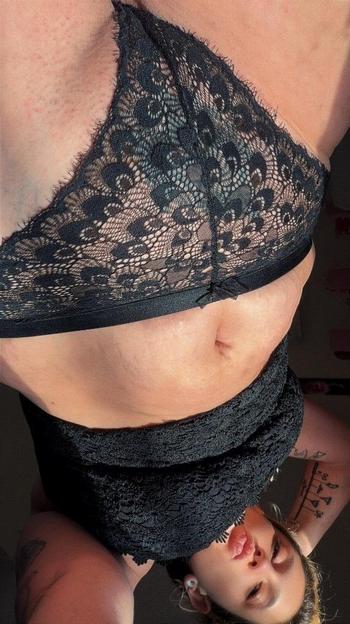 786-984-0471, 30  female escort, Panama City