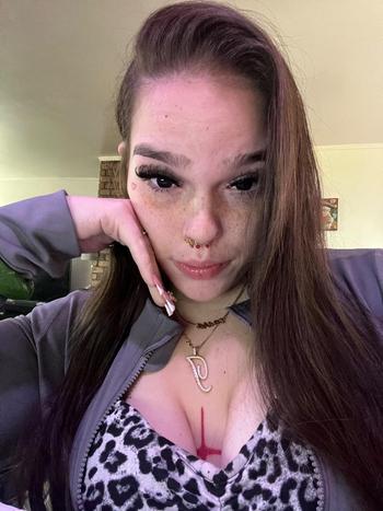 Honeyy, 24  female escort, Panama City